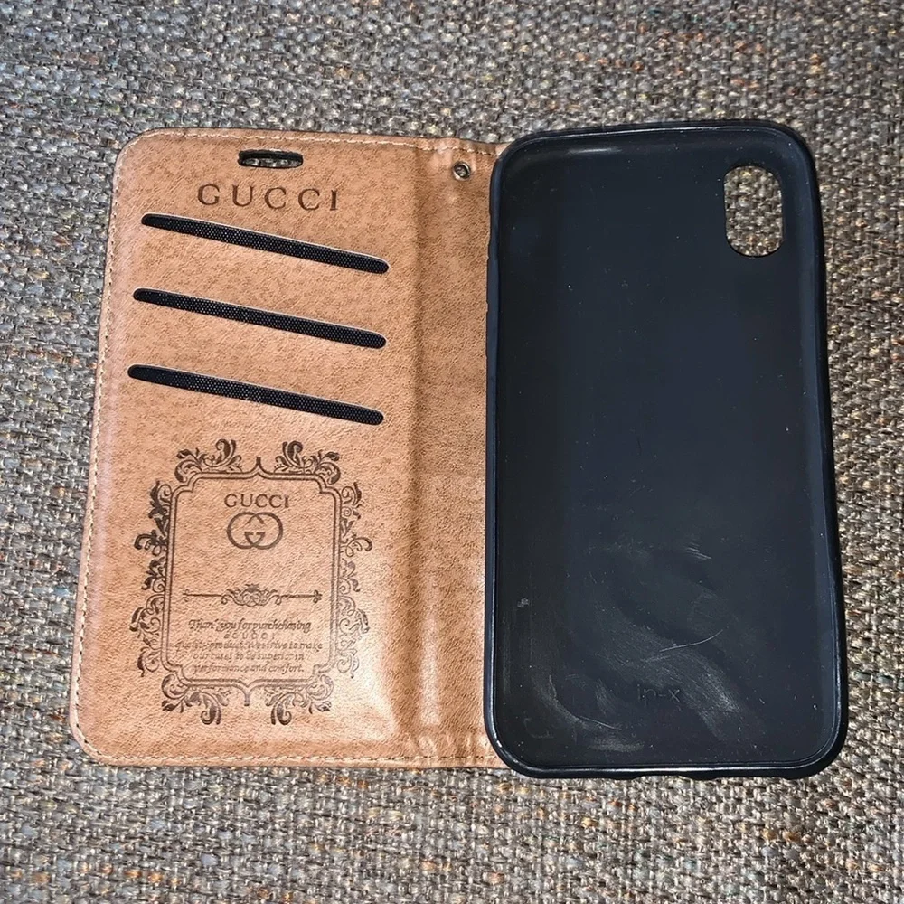 Gucci iPhone X card holder case Gently Loved MISSING LANYARD